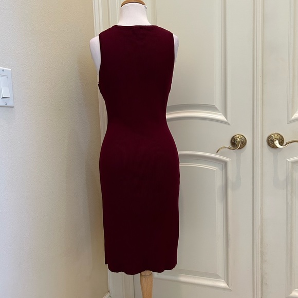 NWOT Lulus burgundy knit dress - Picture 3 of 4